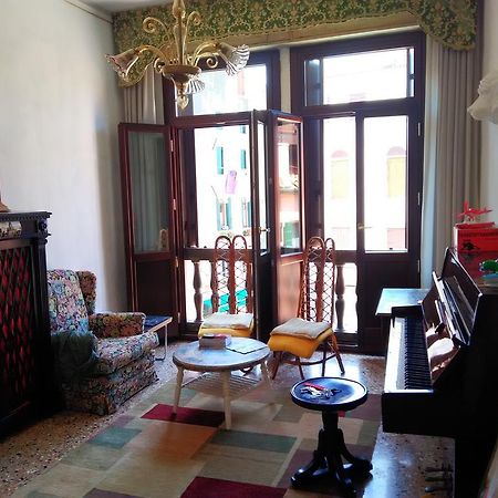 فندق Ca Widmann البندقية الغرفة الصورة
